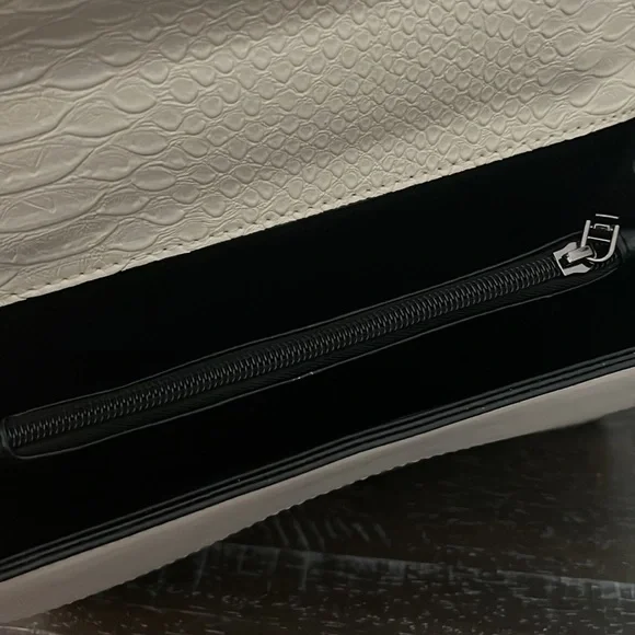 Faux Snakeskin Purse - Picture 8 of 12